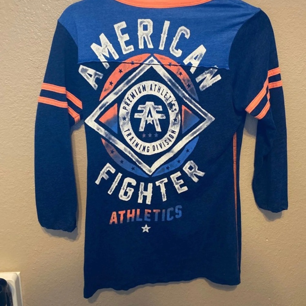 Shirt - Picture 2 of 3